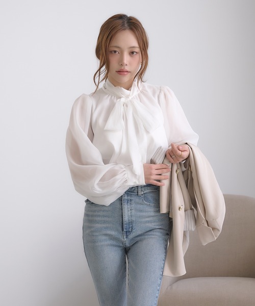 INGNI SOELA（イングソエラ）の「【INGNI　SOELA】袖ボリュームシアーボウタイブラウス／WEB限定（シャツ/ブラウス・レディース・ブラック/ホワイト系6/オフホワイト・FREE）」の17枚目の写真