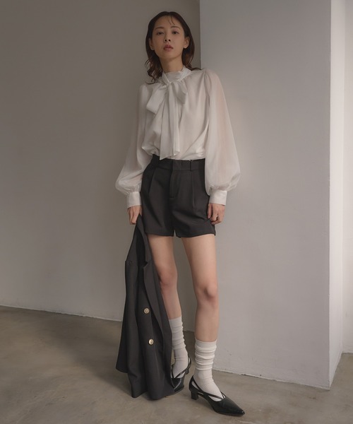 INGNI SOELA（イングソエラ）の「【INGNI　SOELA】袖ボリュームシアーボウタイブラウス／WEB限定（シャツ/ブラウス・レディース・ブラック/ホワイト系6/オフホワイト・FREE）」の14枚目の写真