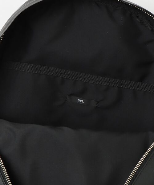Art re A select(アトリエセレクト)の「【ONE./ワンドット】 レザーミニマルデイパック(バックパック/リュック・メンズ・ブラック・FREE)」の8枚目の写真