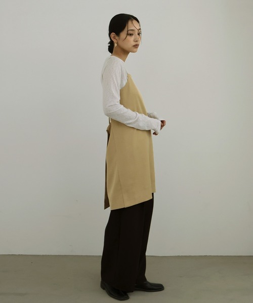 hellam（へラム）の「TRツイルバックオープンチュニックキャミ（キャミソール・レディース・アイボリー/ベージュ/グレー/ブラック・FREE）」の8枚目の写真