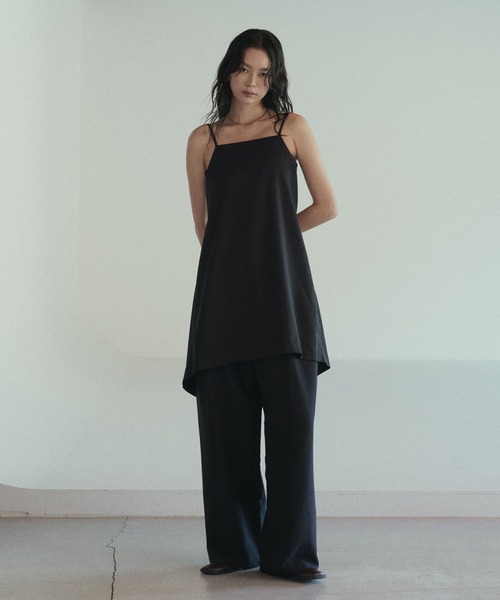 hellam（へラム）の「TRツイルバックオープンチュニックキャミ（キャミソール・レディース・アイボリー/ベージュ/グレー/ブラック・FREE）」の13枚目の写真