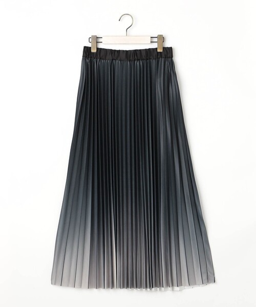 NICOLE white（ニコルホワイト）の「グラデーションプリーツスカート（スカート・レディース・ブルー/グリーン/ブラウン/ブラック・FREE）」の7枚目の写真