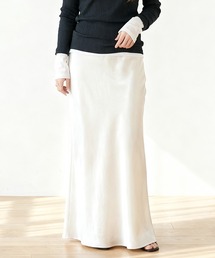 Muscat（マスカット）の「サテン ナロースカート（スカート）」