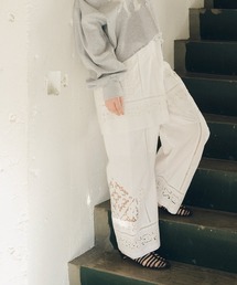 Three Four Time（スリーフォータイム）の「カットワーク刺繍パンツ（その他パンツ）」