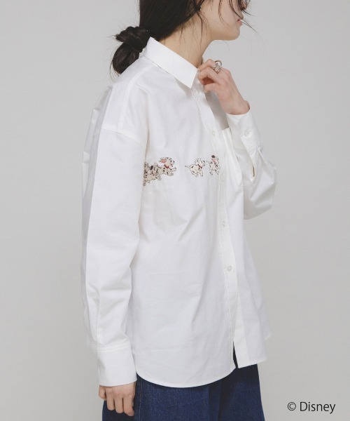 KBF(ケイビーエフ)の「Disney/刺繍シャツ(シャツ/ブラウス・レディース・オフホワイト/ブラウン・ONE)」の5枚目の写真