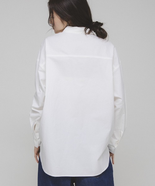 KBF(ケイビーエフ)の「Disney/刺繍シャツ(シャツ/ブラウス・レディース・オフホワイト/ブラウン・ONE)」の6枚目の写真