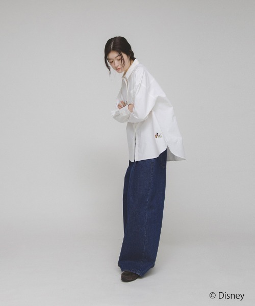 KBF(ケイビーエフ)の「Disney/刺繍シャツ(シャツ/ブラウス・レディース・オフホワイト/ブラウン・ONE)」の8枚目の写真