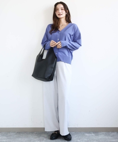 MK MICHEL KLEIN（エムケーミッシェルクラン）の「[A4収納可]リングチャーム付きトートバッグ（トートバッグ・レディース・アイボリー/ブラック/ライトグレー・38）」の11枚目の写真