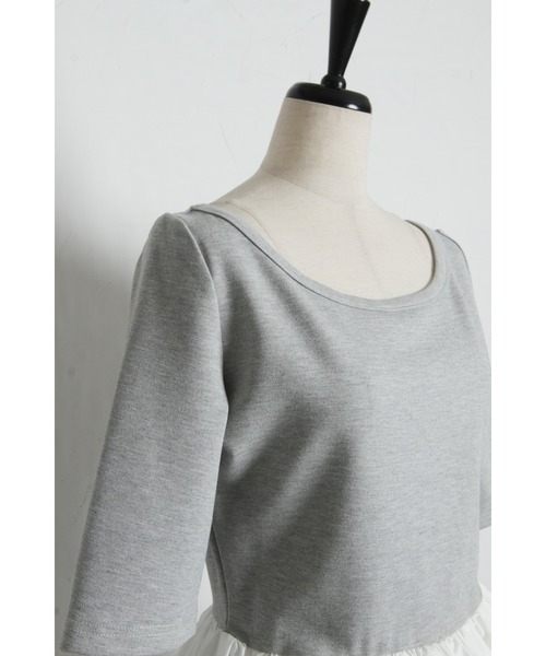 ARVELLIA(アルベリア)の「ASYMMETRIC BALLOON TOP(Tシャツ/カットソー・レディース・グレー/ブラック・M)」の5枚目の写真
