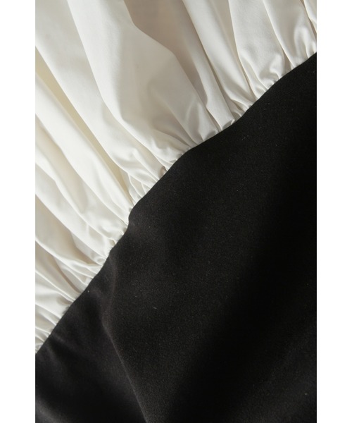ARVELLIA(アルベリア)の「ASYMMETRIC BALLOON TOP(Tシャツ/カットソー・レディース・グレー/ブラック・M)」の8枚目の写真