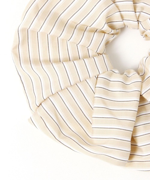 BAYFLOW（ベイフロー）の「ストライプシュシュ（シュシュ・レディース・ベージュ/ブルー・FREE）」の3枚目の写真