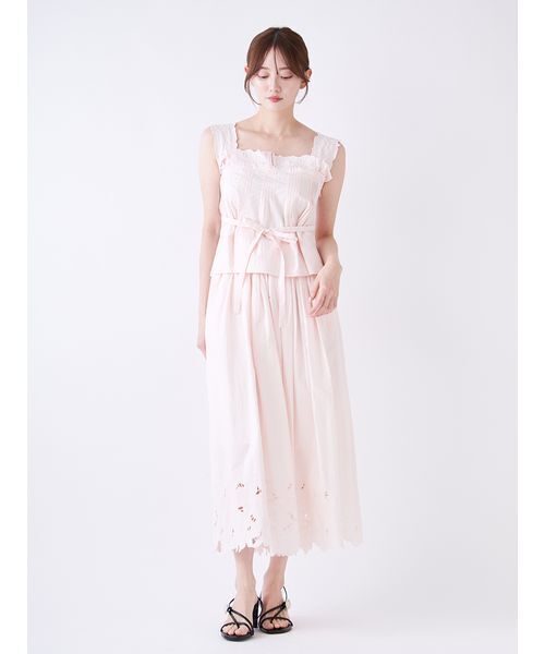 SNIDEL（スナイデル）の「エンブロイダリースカート（スカート・レディース・ピンク/ホワイト/ネイビー・1/0）」の14枚目の写真