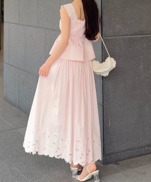 SNIDEL(スナイデル)の「エンブロイダリースカート(スカート・レディース・ピンク/ホワイト/ネイビー・1/0)」の20枚目の写真