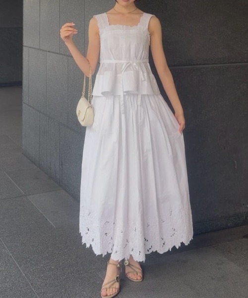 SNIDEL(スナイデル)の「エンブロイダリースカート(スカート・レディース・ピンク/ホワイト/ネイビー・1/0)」の21枚目の写真
