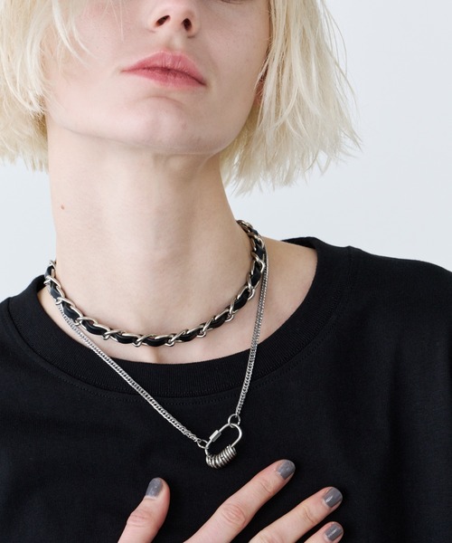 AIVER（アイバー）の「AIVER　サープラスカラビナネックレス（ネックレス・メンズ・シルバー・FREE）」の4枚目の写真