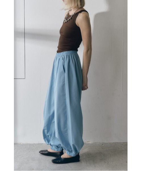 Muel Chic(ミュエルシック)の「Cova pants コヴァパンツ(その他パンツ・レディース・スカイブルー/ブラック/アイボリー・FREE)」の17枚目の写真