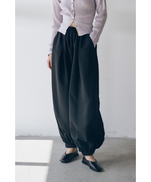 Muel Chic(ミュエルシック)の「Cova pants コヴァパンツ(その他パンツ・レディース・スカイブルー/ブラック/アイボリー・FREE)」の8枚目の写真