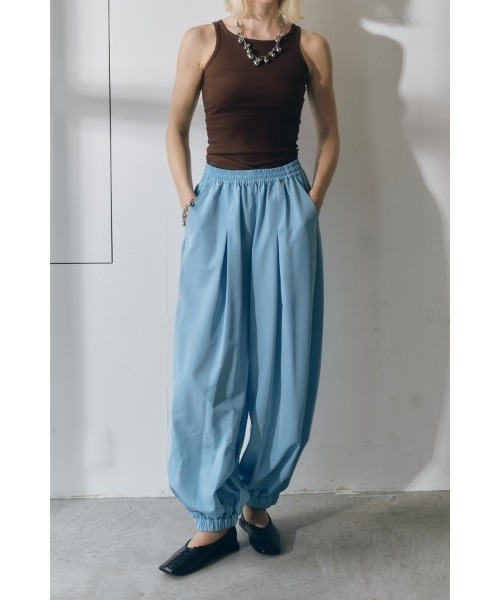 Muel Chic(ミュエルシック)の「Cova pants コヴァパンツ(その他パンツ・レディース・スカイブルー/ブラック/アイボリー・FREE)」の18枚目の写真