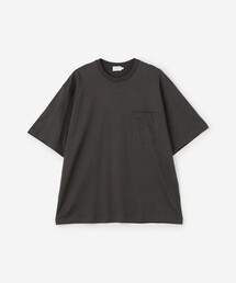 handvaerk（ハンドバーク）の「handvaerk | 60/2 クルーネックビッグポケットTシャツ SOLID MEN（Tシャツ/カットソー）」