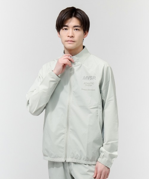 MoveSport（ムーブスポーツ）の「【別注】ムーブスポーツ  クロススタンドジャケット 限定コラボ（ナイロンジャケット・メンズ・ダークブルー/グレー/カーキ・L/LL/3L/M）」の2枚目の写真