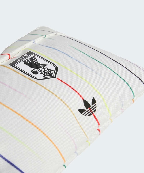 adidas（アディダス）の「サッカー日本代表 2026 アウェイ サコッシュ