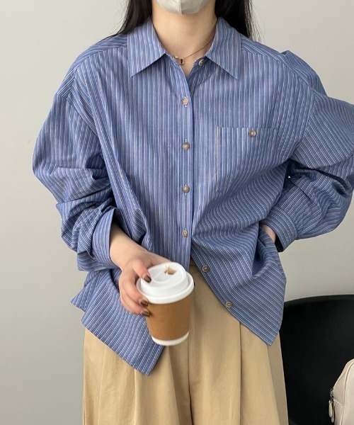 semplice(センプリチェ)の「ストライプ柄 オーバーサイズ シャツ(シャツ/ブラウス・レディース・ブルー/ホワイト・F)」の2枚目の写真