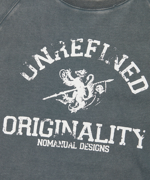 NOMANUAL(NOMANUAL)の「UNREFINED EMBLEM RAGLAN SWEATSHIRT - WASHED GRAY(スウェット・レディース・その他・MEDIUM/LARGE/SMALL/X-LARGE)」の2枚目の写真