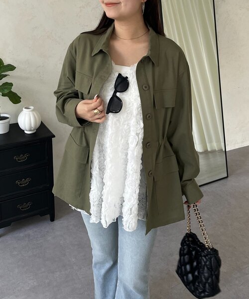 prose verse(プロズヴェール)の「ドロストペプラムミリタリーシャツジャケット(シャツ/ブラウス・レディース・カーキ・LARGE/MEDIUM)」の5枚目の写真