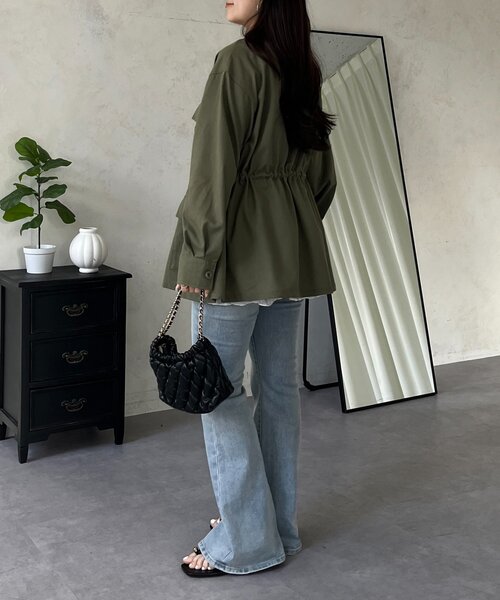 prose verse(プロズヴェール)の「ドロストペプラムミリタリーシャツジャケット(シャツ/ブラウス・レディース・カーキ・LARGE/MEDIUM)」の18枚目の写真