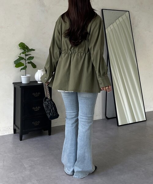 prose verse(プロズヴェール)の「ドロストペプラムミリタリーシャツジャケット(シャツ/ブラウス・レディース・カーキ・LARGE/MEDIUM)」の20枚目の写真