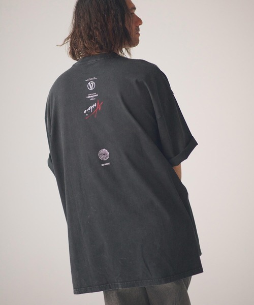 ADAM PATEK(アダムパテック)の「ADAPATEK/(ADAMPATEK / RED:BANSHEE) SPIKE THRONE Graphic short sleeve t-shirt/コラボレーションT(Tシャツ/カットソー・メンズ・ブラック・2/1)」の10枚目の写真