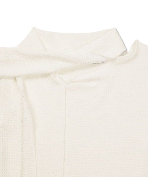 MICHIKO LONDON(ミチコ ロンドン)の「テクスチャータイトップクリーム(Tシャツ/カットソー・レディース・その他・SMALL/MEDIUM)」の3枚目の写真