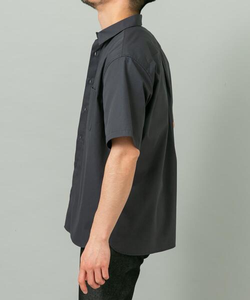 URBAN RESEARCH ROSSO MEN（アーバンリサーチロッソメン）の「『XLサイズあり』『防シワ/防臭』アーバンリラックスブロード半袖シャツ（シャツ/ブラウス・メンズ・チャコールグレー/ブルー/ライトブルー/カーキ/ネイビー/ホワイト・X-LARGE/LARGE/MEDIUM/SMALL）」の10枚目の写真