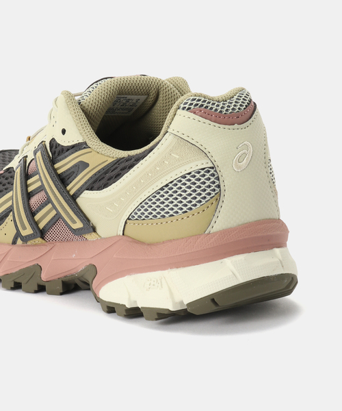 ASICS(アシックス)の「asics /アシックスGEL-SONOMA TR62(スニーカー・レディース・ネイビー/マスタード・24.5cm/24cm/23.5cm/23cm/25cm)」の13枚目の写真