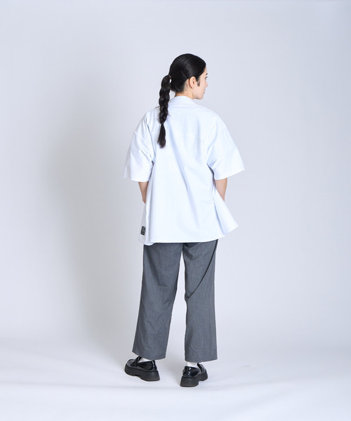 CHROME（クローム）の「［ CHROME / クローム ］LSC SHIRT WIDE FIT OG LOGO / ライムストーン ケーブ シャツ ワイド フィット オージー ロゴ 接触冷感 空間冷却 鍾乳洞 開襟シャツ（シャツ/ブラウス・メンズ・ホワイト/ブラック・XL/L/M）」の21枚目の写真