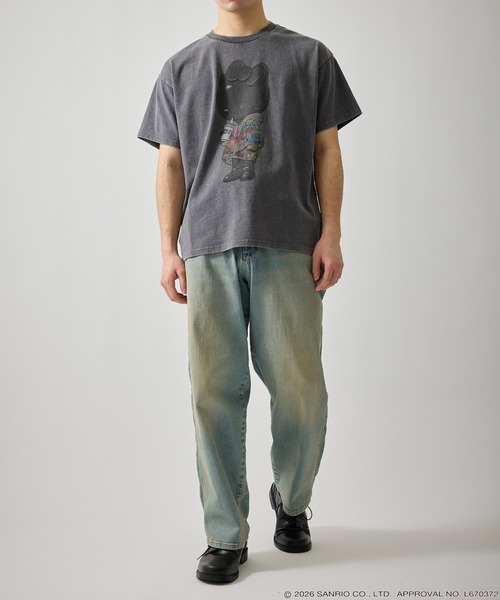 le cercle ADAM ET ROPE'(ルセルクルアダムエロペ)の「【HELLO KITTY BLACK別注】HELLO KITTY MULTI HOODIE Tシャツ(Tシャツ/カットソー・メンズ・ホワイト/チャコールグレー・L/M/S)」の2枚目の写真