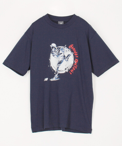 FREAK'S STORE(フリークスストア)の「New Balance/ニューバランス 大谷翔平グラフィックTシャツ1(Tシャツ/カットソー・メンズ・ネイビー/ホワイト・X-LARGE/LARGE/MEDIUM)」の2枚目の写真