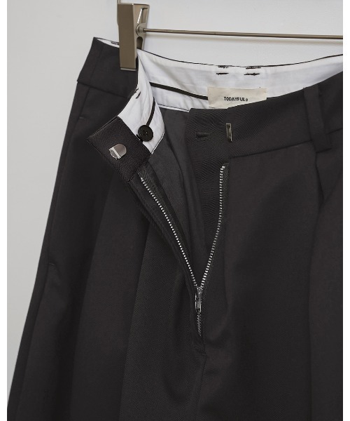 TODAYFUL(トゥデイフル)の「Twill Bermuda Pants(その他パンツ・レディース・ダークブラウン/ブラック・38inch/36inch)」の4枚目の写真