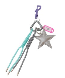 CONVERSE TOKYO（コンバーストウキョウ）の「STAR★ MULTI CHARM（チャーム）」