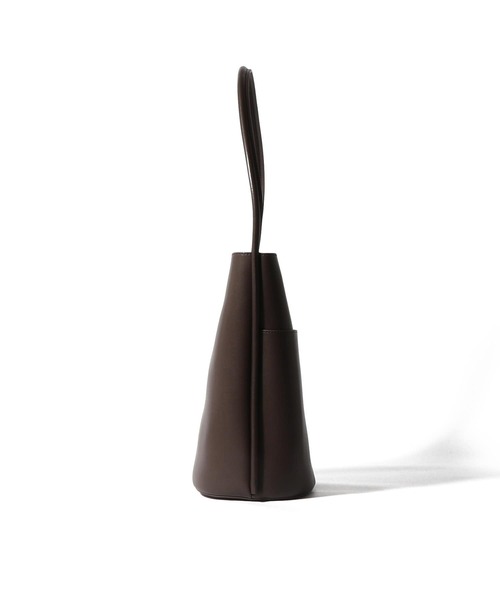 ROH SEOUL（ローソウル）の「ROH SEOUL / Medium Mug shouder バッグ（トートバッグ・レディース・ダークブラウン/ブラック・FREE）」の4枚目の写真