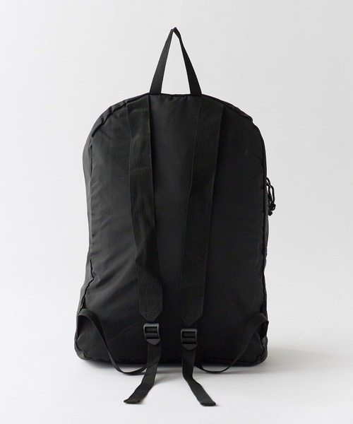 PENNEYS(ぺニーズ)の「PENNEYS/ペニーズ THE FOX PACKABLE DAY PACK 撥水 パッカブル 梅雨 雨の日 レイングッズ2026年 夏 夏服(バックパック/リュック・メンズ・ブラック/グレー・FREE)」の18枚目の写真