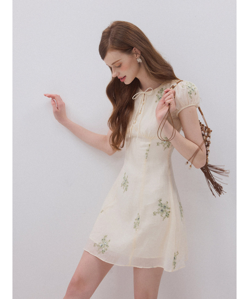 SINCETHEN(シンスゼン)の「オフィーリア刺繍ミニワンピース(ワンピース・レディース・その他・LARGE/MEDIUM/SMALL)」の18枚目の写真