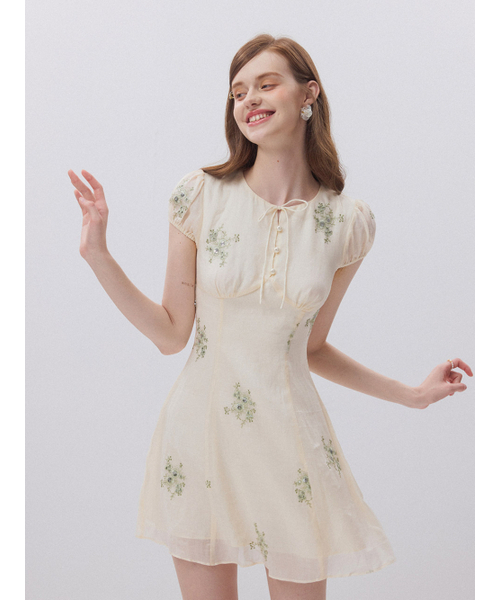 SINCETHEN(シンスゼン)の「オフィーリア刺繍ミニワンピース(ワンピース・レディース・その他・LARGE/MEDIUM/SMALL)」の13枚目の写真