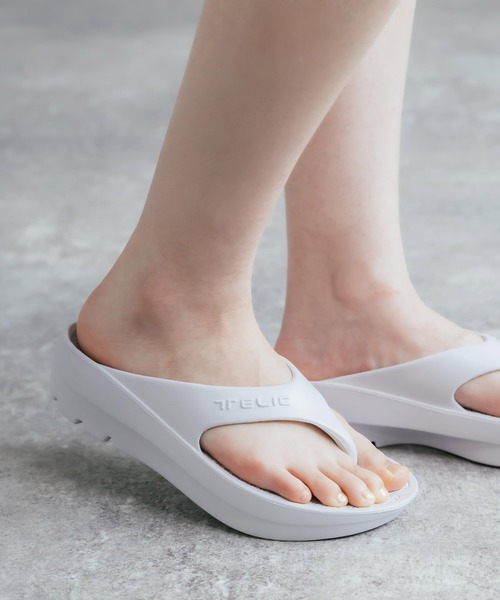 TELIC（テリック）の「TELIC テリック W-FLIPFLOP 軽量 厚底リカバリーサンダル/トングサンダル（サンダル・レディース・ライトグリーン/アイボリー/ライトブルー/ライトグレー/ブラック・S/M）」の3枚目の写真