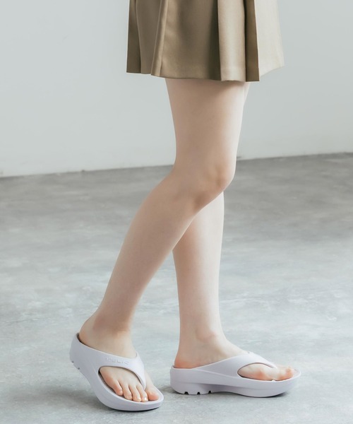 TELIC（テリック）の「TELIC テリック W-FLIPFLOP 軽量 厚底リカバリーサンダル/トングサンダル（サンダル・レディース・ライトグリーン/アイボリー/ライトブルー/ライトグレー/ブラック・S/M）」の17枚目の写真