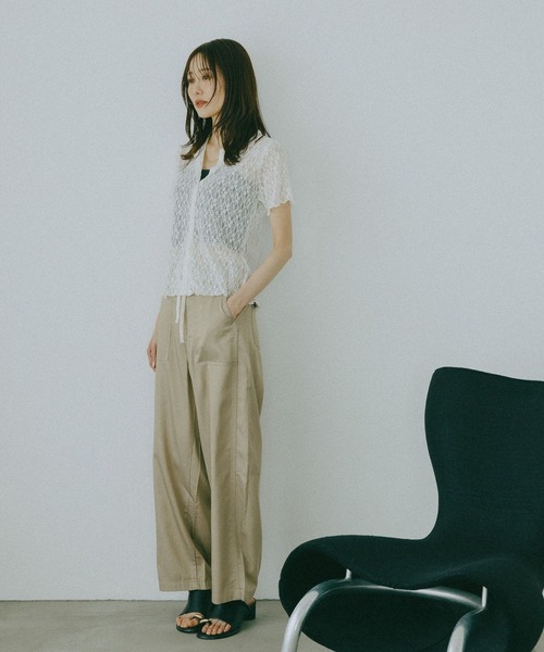 GLOBAL WORK（グローバルワーク）の「GOODチノベイカー冷感パンツ/666403（その他パンツ・レディース・チャコールグレー/ベージュ/ブラック/カーキ・LARGE/SMALL/MEDIUM）」の14枚目の写真
