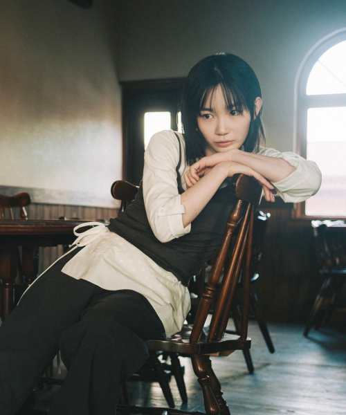 OHESHIO（オヘシオ）の「STITCH BUTTON SLEEVELESS, BROWN（Tシャツ/カットソー・レディース・その他・FREE）」の3枚目の写真