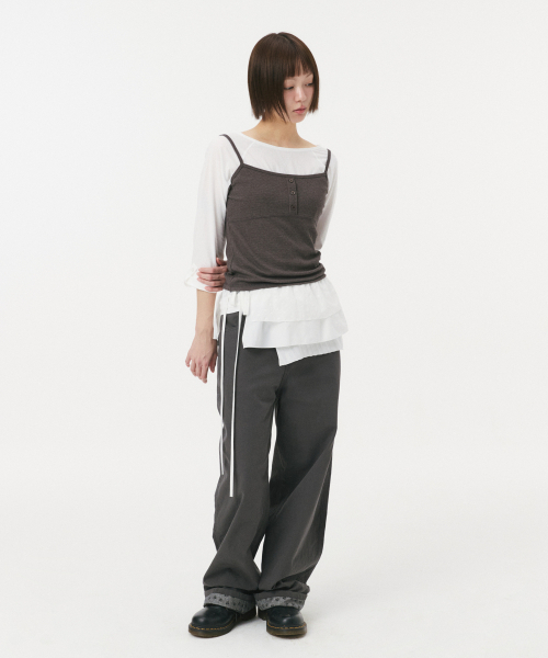OHESHIO（オヘシオ）の「STITCH BUTTON SLEEVELESS, BROWN（Tシャツ/カットソー・レディース・その他・FREE）」の7枚目の写真