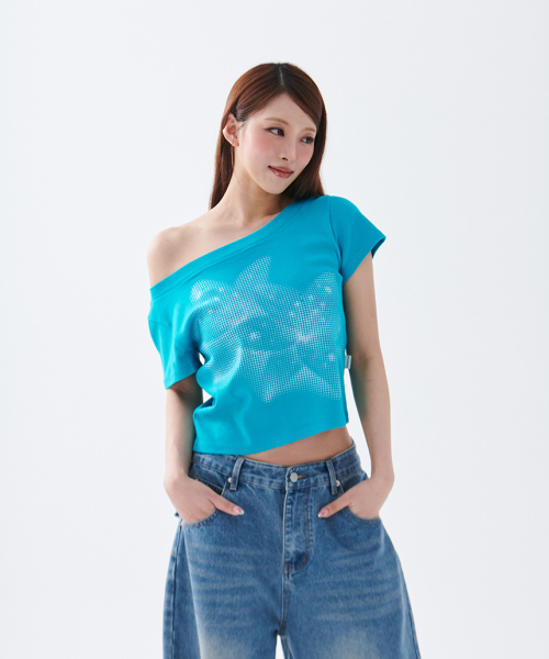 ESCAPEFROM（エスケープフロム）の「[ESCF x ハットゥデイ] ハーフトーンリリーボートネックスリムフィット半袖Tシャツティルブルー（Tシャツ/カットソー・レディース・その他・MEDIUM）」の3枚目の写真