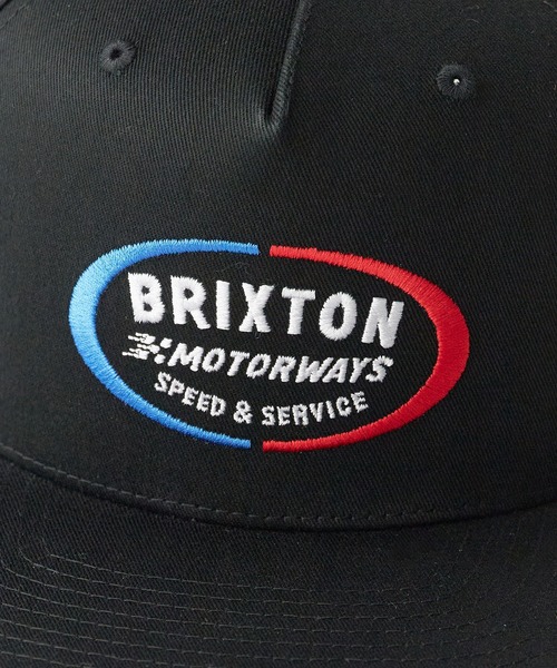 BRIXTON(ブリクストン)の「BRIXTON/ブリクストン RHETT MP SNPK フラットバイザー 刺繍 5パネル 吸湿 メンズ ユニセックス 2026年 夏 夏服(キャップ・メンズ・ブラック・FREE)」の4枚目の写真